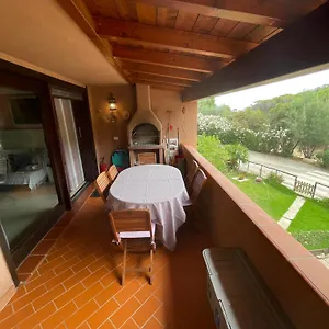 Purple House, 30m To Apartment